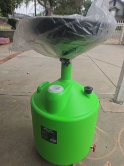 OEMTOOLS 18 Gallon Oil Drain Container, Vertical Adjustable Oil Drain Tank