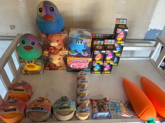 Squeezy dimpling needoh squishy