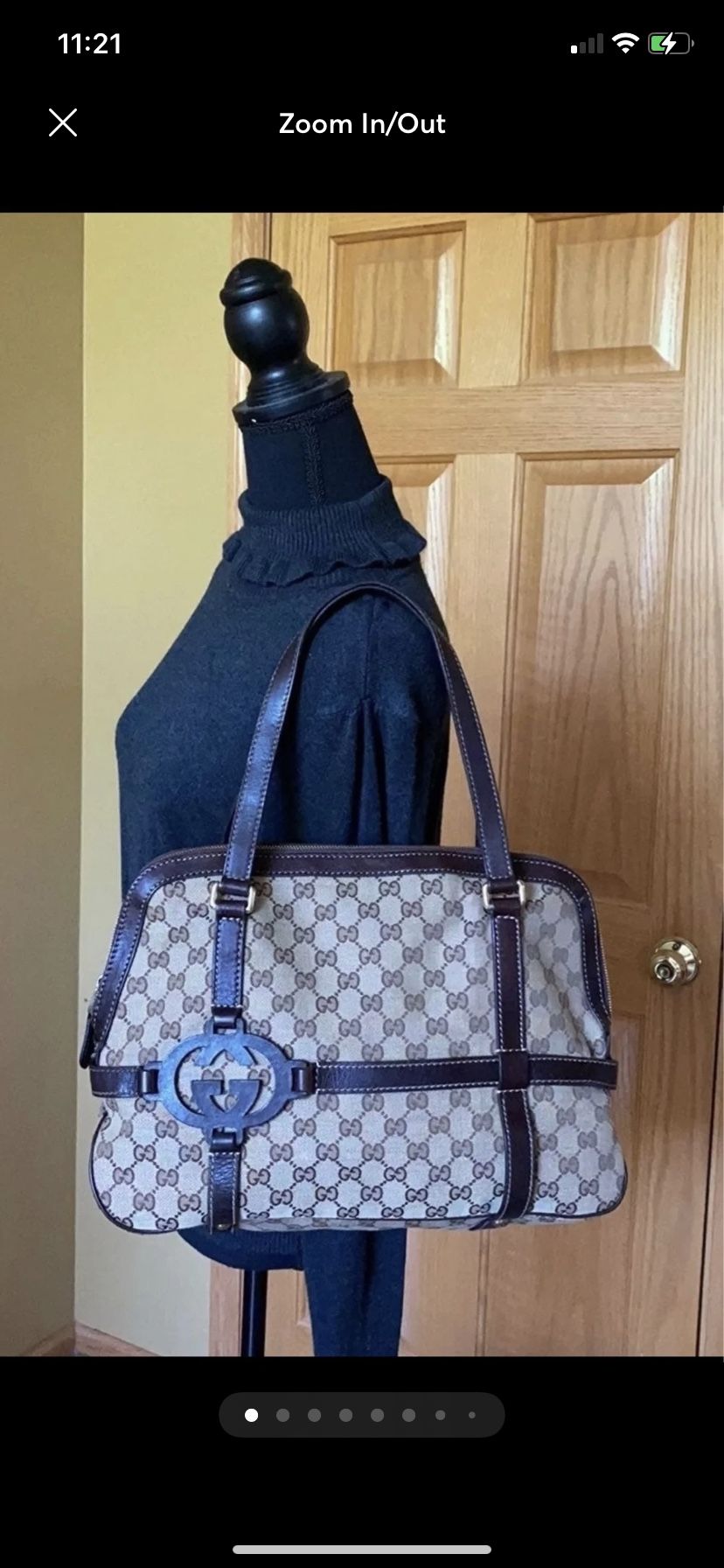Guranteed 100% Authentic Gucci Shoulder Bag
