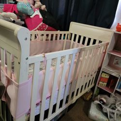 Baby Crib With Serta Mattress (obo)