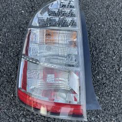 Toyota Prius 2005-2009 Rear Left Light 