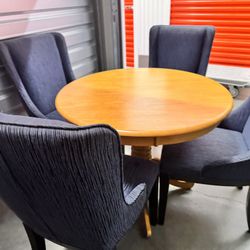 🍽️ 3. Round Wood Dining Table Set – Warm Finish & Elegant Chairs