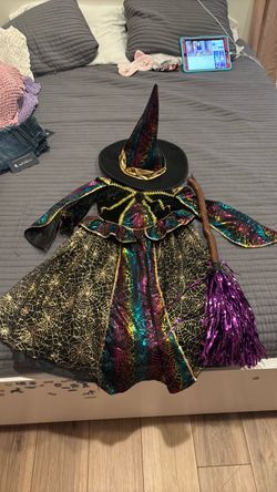Girls Witch Costume size 3-4