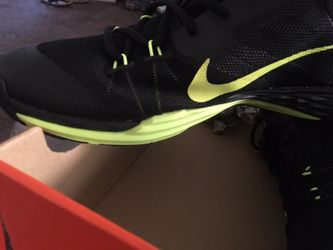 Nike shoes new size 11
