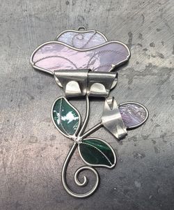 Beautiful Vintage Stained Glass Rose Suncatcher