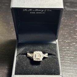 Diamond Engagement Ring 14k WG 35 Diamonds 7/8 CTTW 