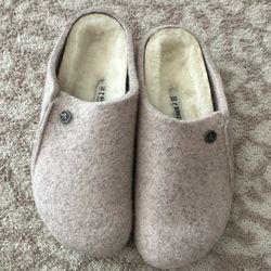 Birkenstock Zermatt Girls Pink Shearling Slipper Size 1-1.5 $40 **READ DESCRIPTION**
