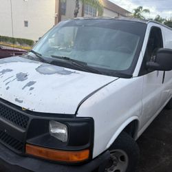 2008 Chevy Express 2500. 