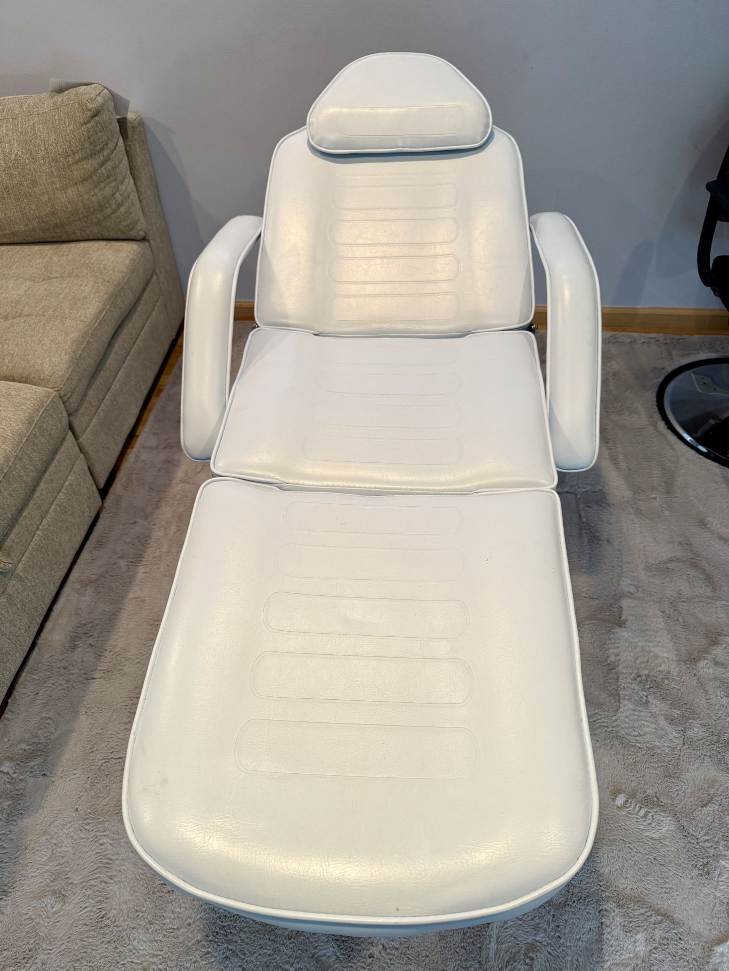 Facial Bed