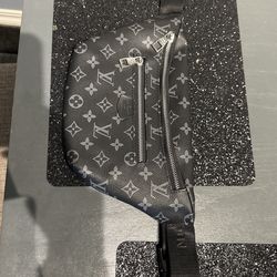 Louis Vuitton Fanny Pack “NEW”
