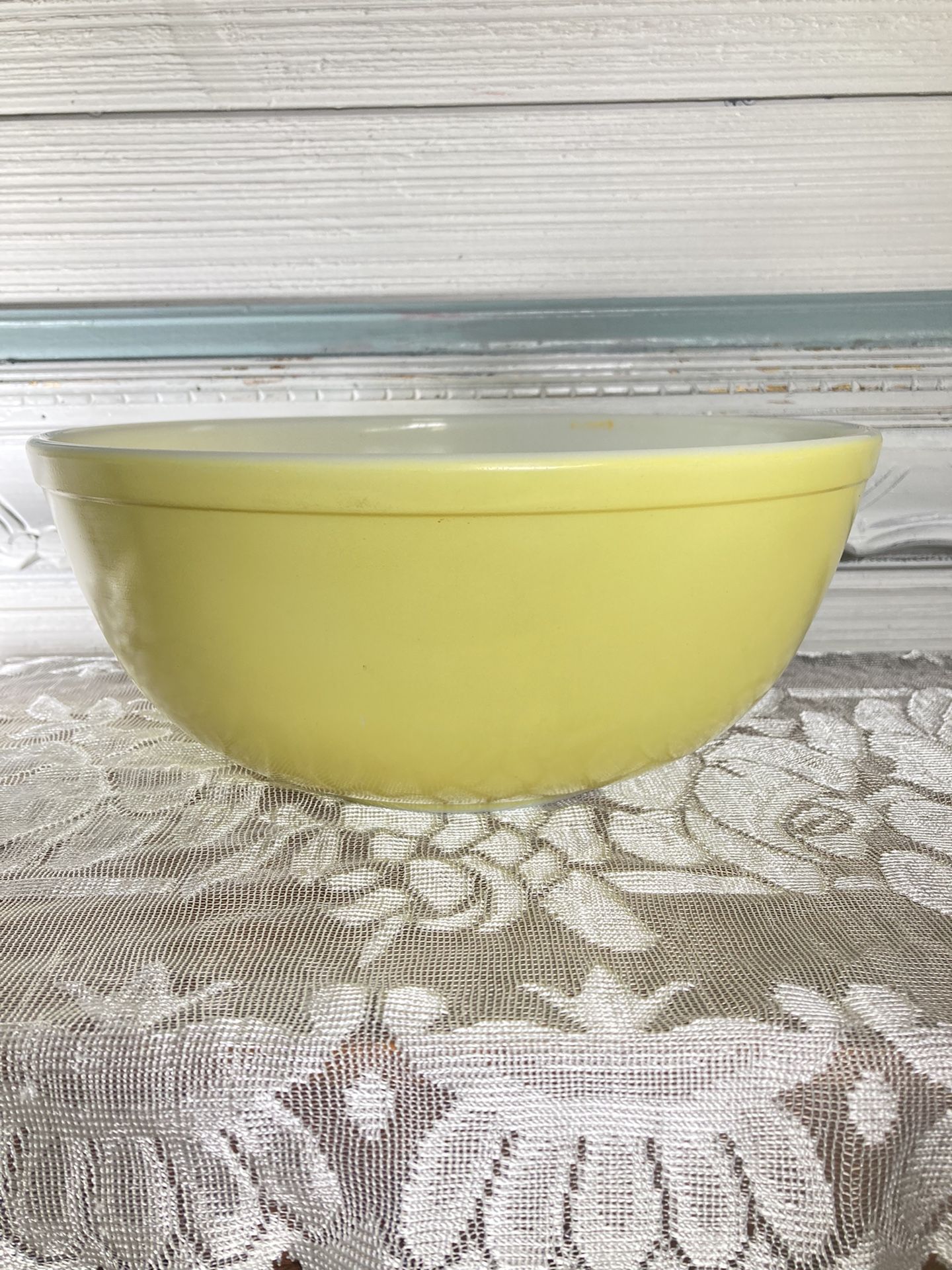 Vintage Pyrex Primary Yellow Nesting Bowl Model #404.