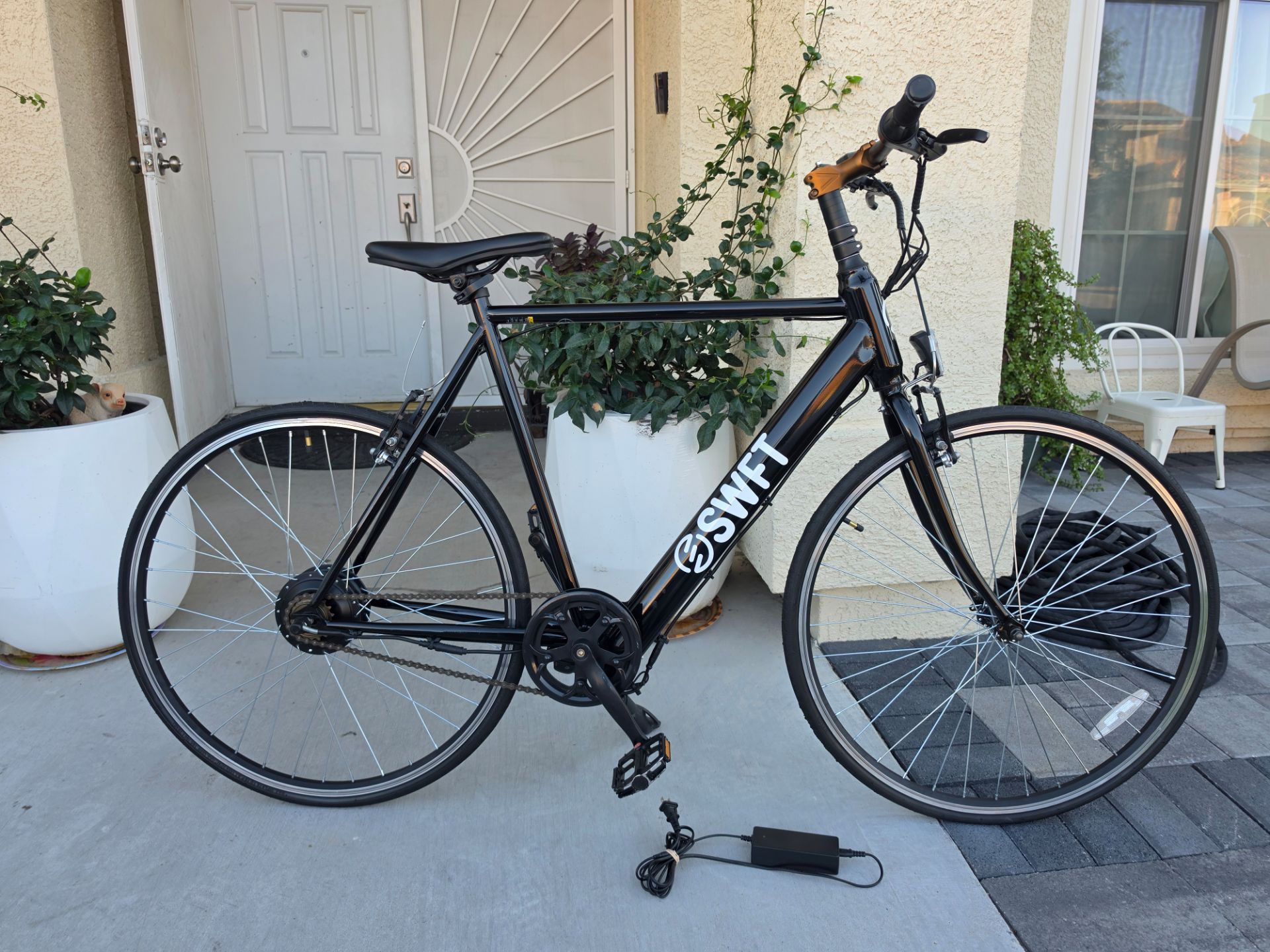 Swft Like-New SWFT Volt Electric Bike (XL Frame) – Only 3 Original Miles ...