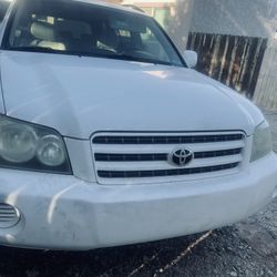 For sale Toyota highlander 2003 engine 2.4