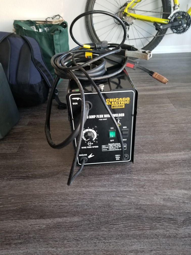 Welder - 90 amp Chicago Electric