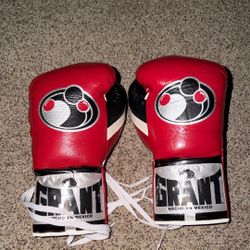 Grant Boxing Gloves 10oz Red/black/white