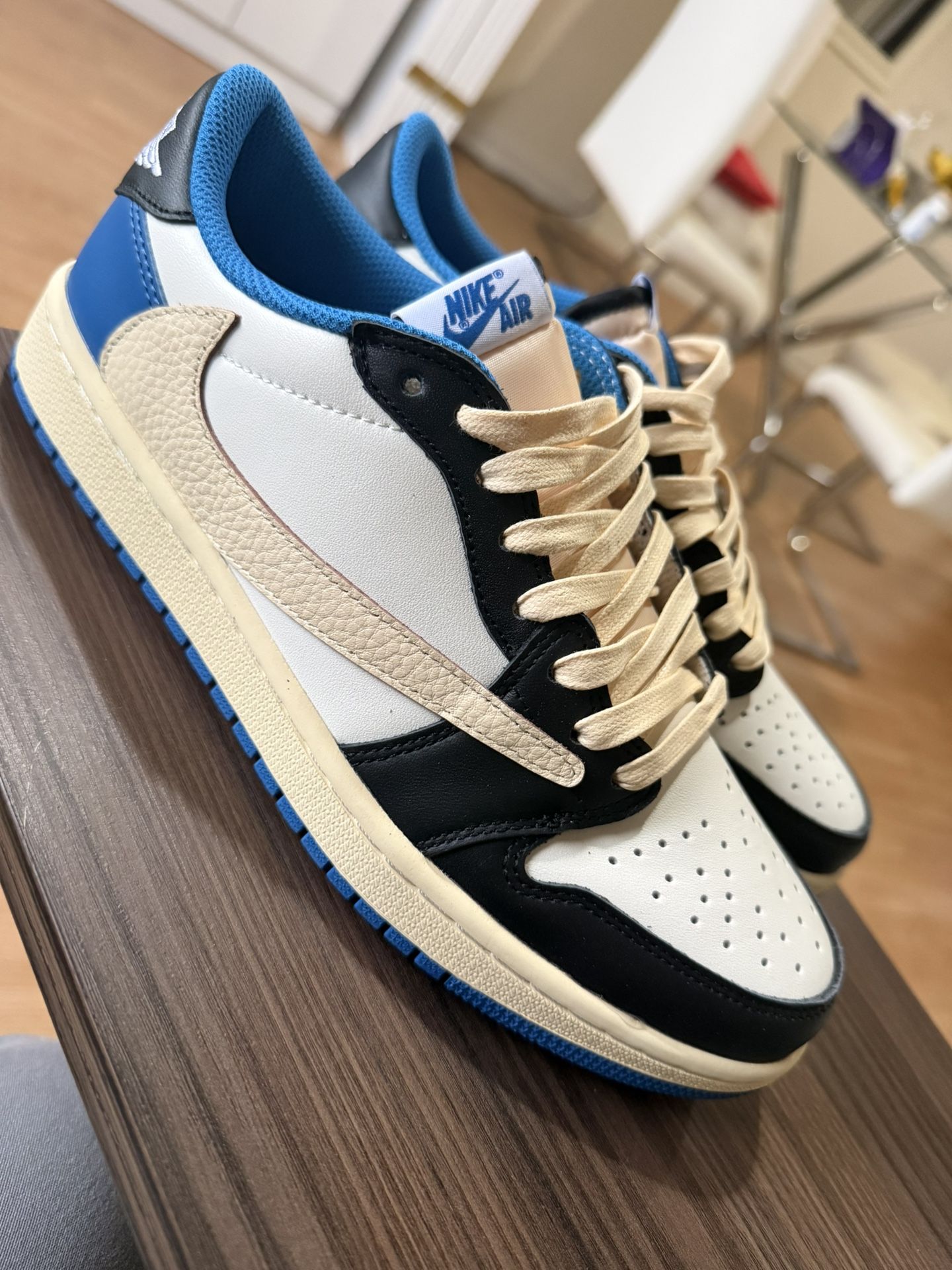 Nike Jordan 1 Low OG Fragment x Travis Scott 