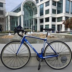 19.5 lb. All-Carbon Trek Madone 4.5 Racing Bike 