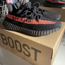 Yeezy Boost 350 V2
