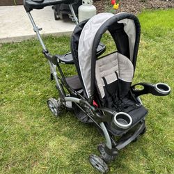 Babytrend Sit N’ Stand stroller 