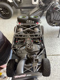 Traxxas udr