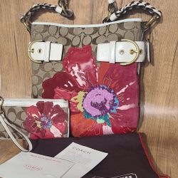 Coach Purse And Wristlet Y2K 