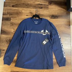 Brand New Men’s True Religion brand Navy Blue Long Sleeve Tee Shirt Up For Sale  