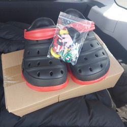 Red and Black Croc Clogs 4 in Mens 5.5 in Womens