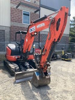 Kubota KX057-4R1A (Mini Excavator)