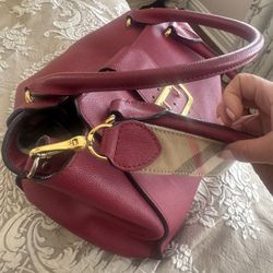 Burberry Bag 