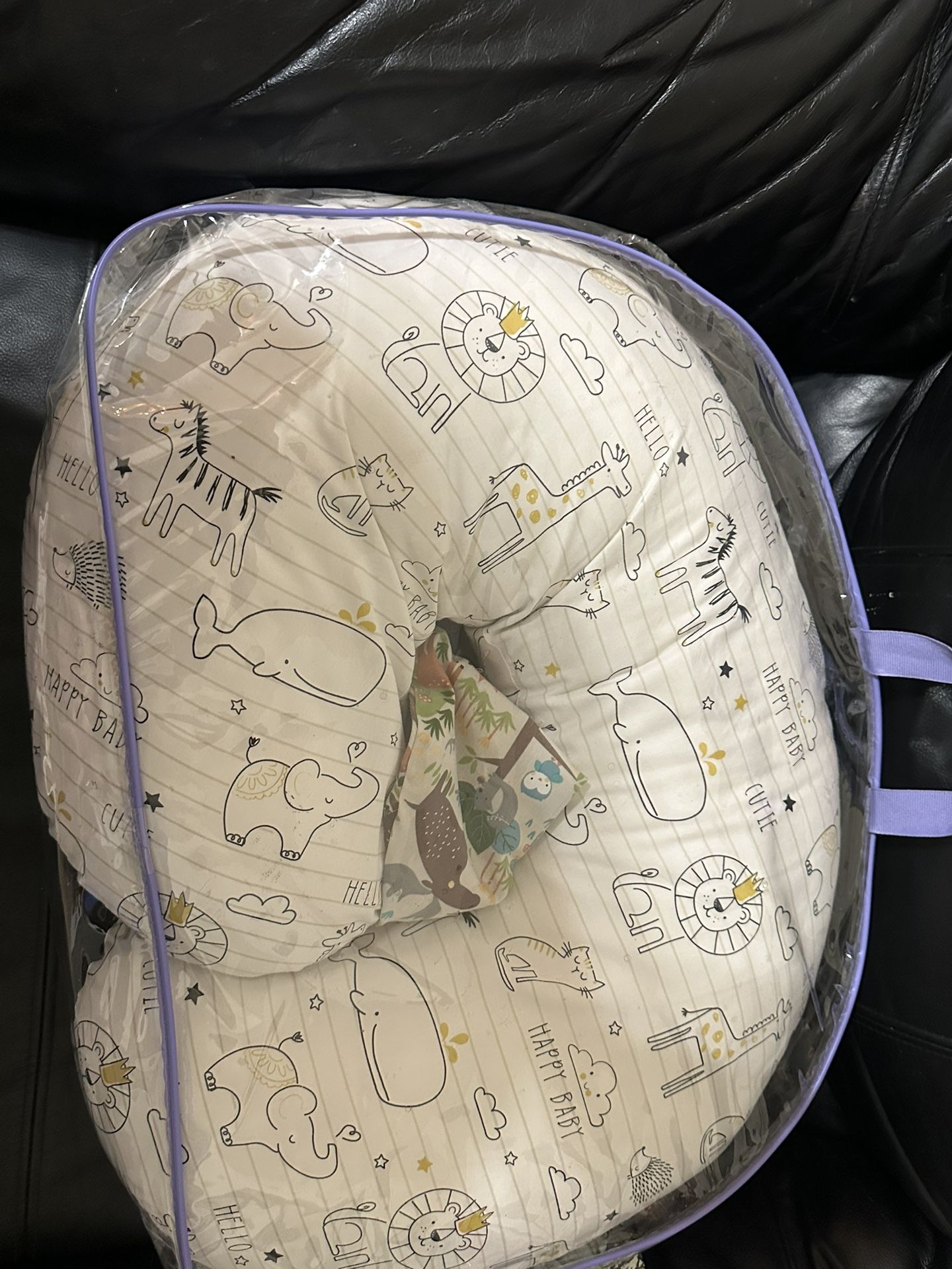 Bobby breast-feeding pillow