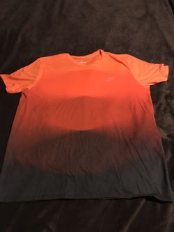 Nike t shirt 2xl new