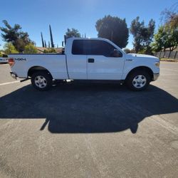 Ford F150xlt V8flex