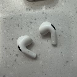 AirPod 4 Noice Cancellation 