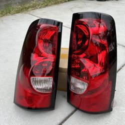 New Chevy Silverado Gmc Sierra Taillights 99-06 