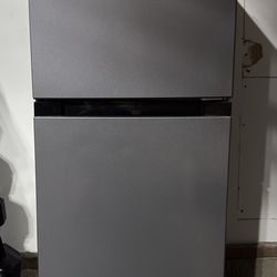 Mini Fridge with Freezer - Midea 4.5 cu ft