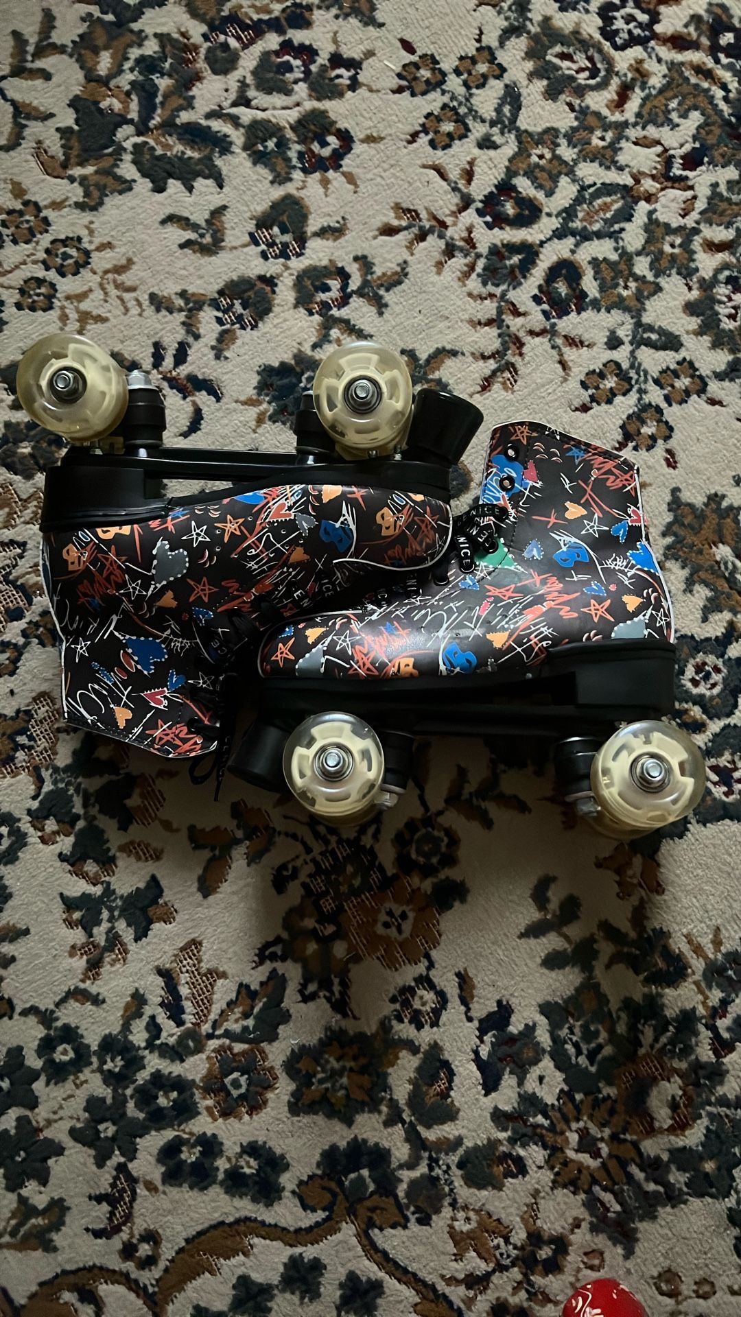 Light Up Wheel Adult Roller Skates