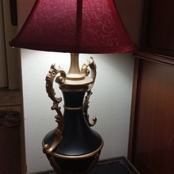 Antique Lamp With Table 