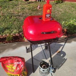 Americana Charcoal Grill – Clean, Ready to Use