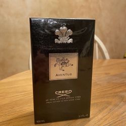 Creed Aventus 4oz (Sealed Send Best Offer)