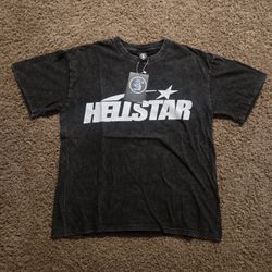 Black  Hellstar T- shirt feel free to message me  we can negotiate