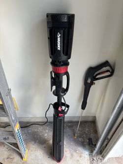 Husky Tower Light