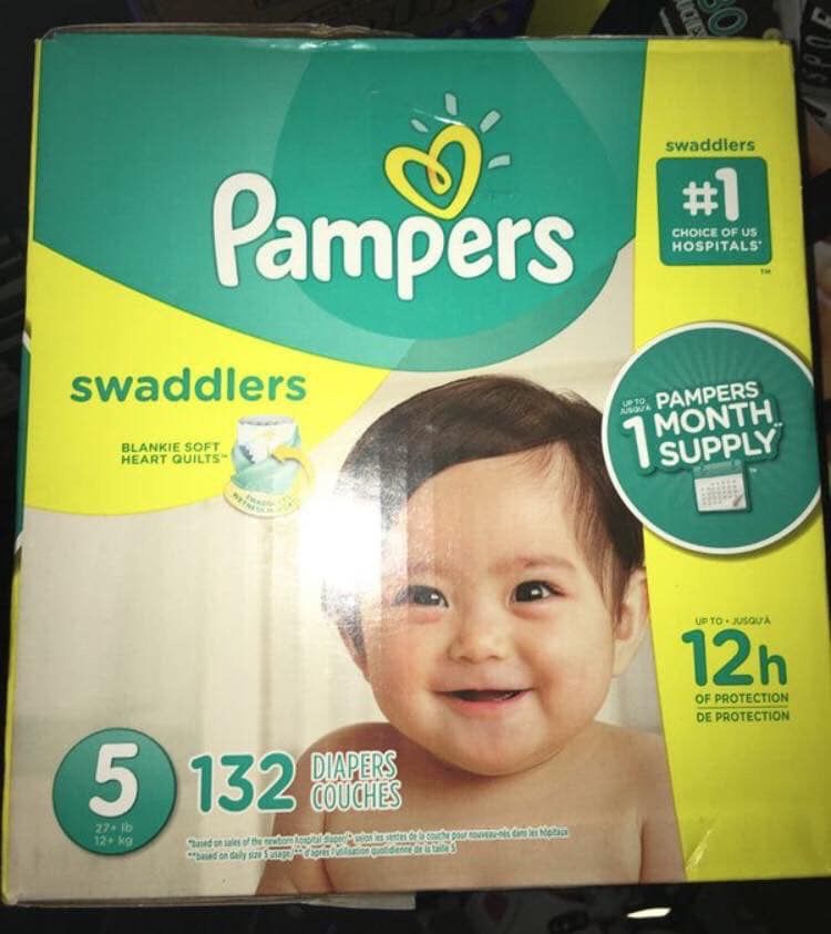 Pampers diapers/pañales size 5 Swaddlers