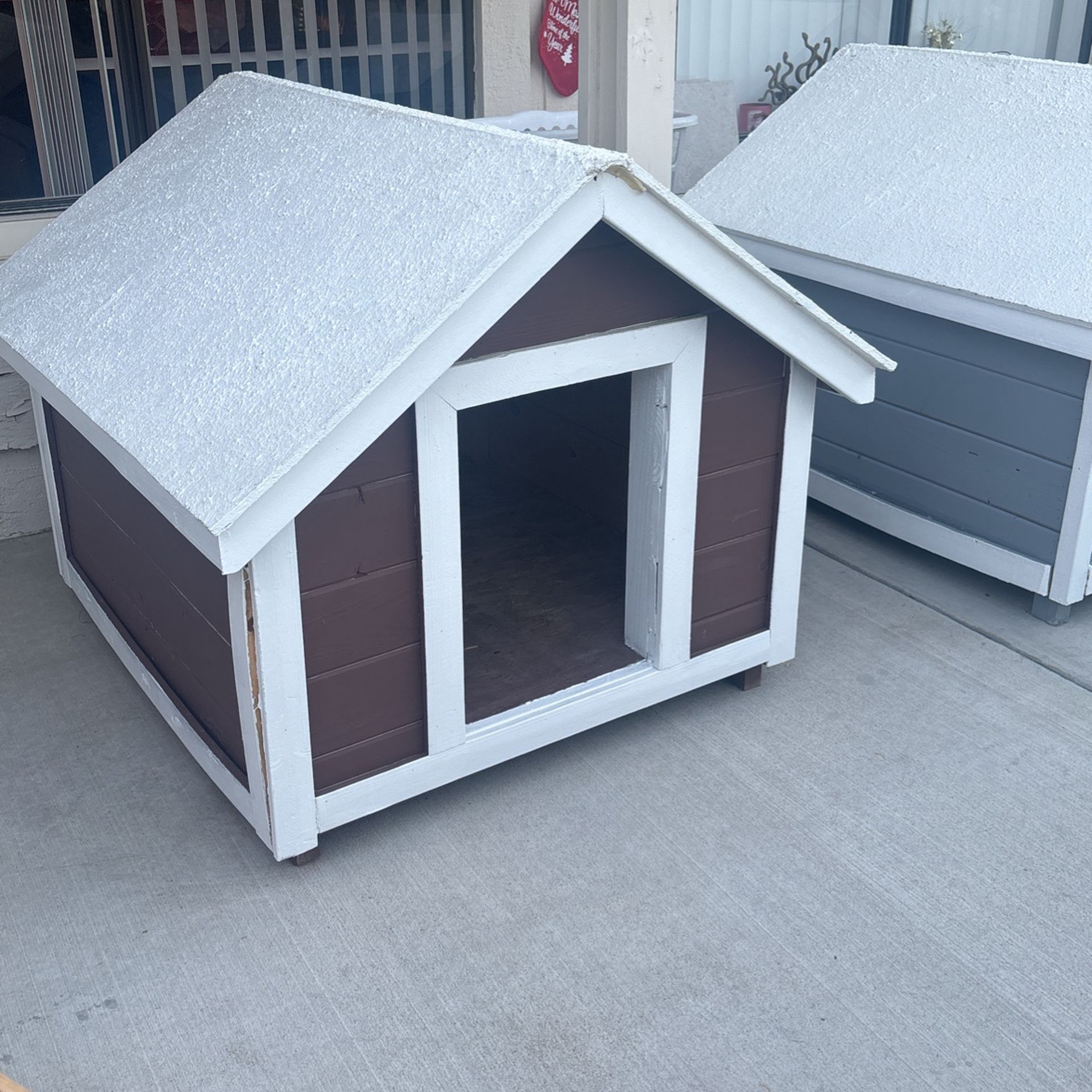 Custom Dog House 