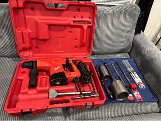 Milwaukee rotary hammer drill please read description and look at pictures