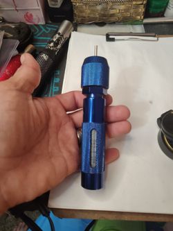 Airsoft 6mmProShop Portable CO2 Charger w/ 1 full cart