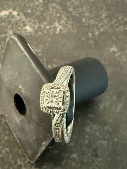Diamond ring Diamond ring