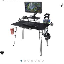 Gaming desk 