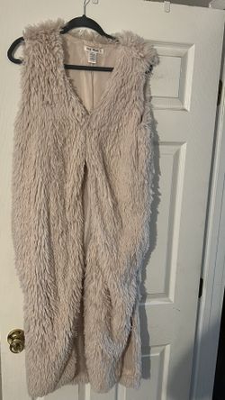 Like New- Women’s Sleeveless Long Vest/ Size: Medium 
