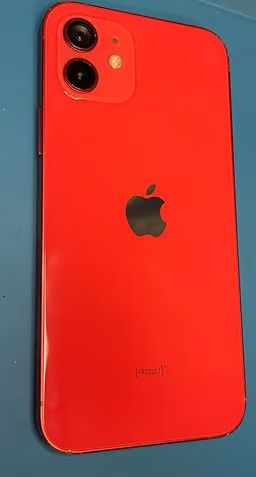 iPhone 12 Ic locked It’s in pretty good shape. Good for parts..