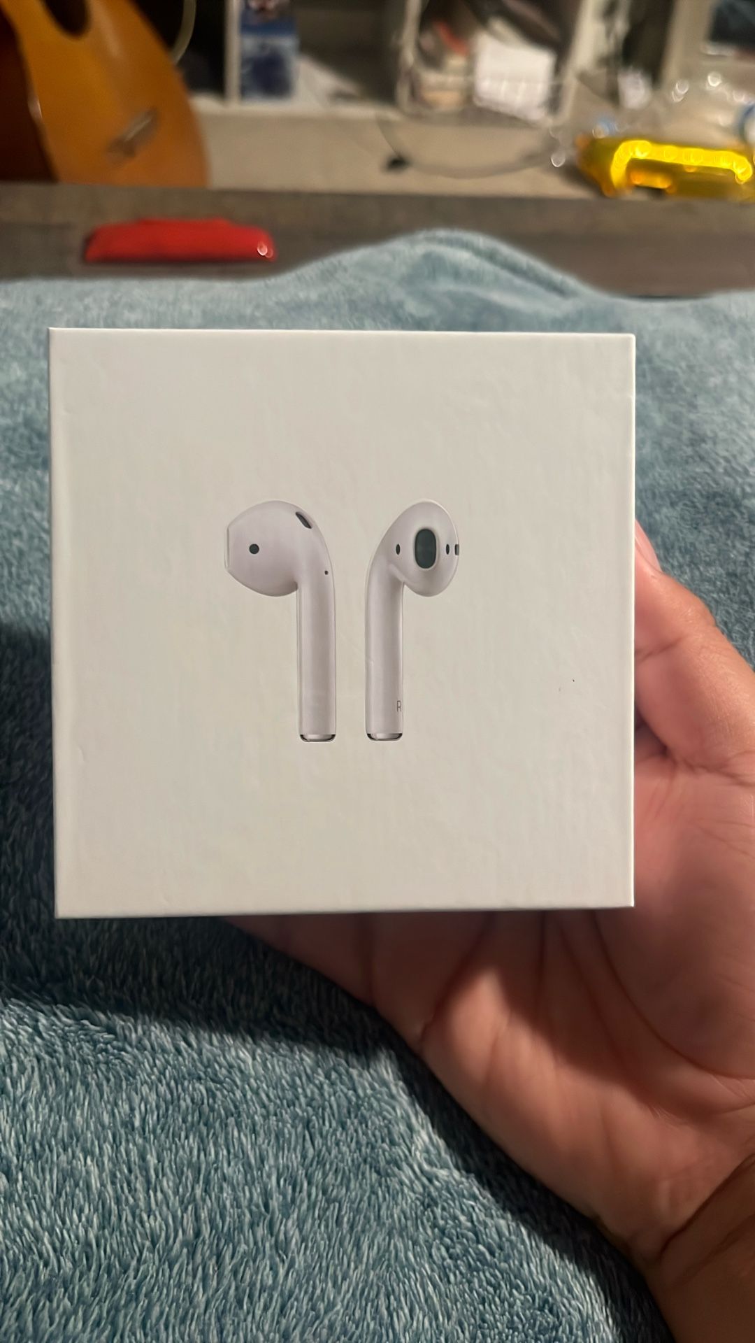 AirPod Gen 2